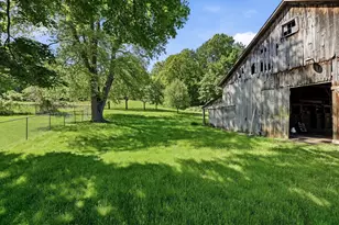 265 State St, Belchertown, MA 01007 - Photo 6