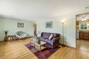 16 Saybrook Cir, South Hadley, MA 01075 - Photo 10
