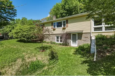 16 Saybrook Cir, South Hadley, MA 01075 - Photo 2