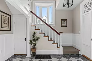 186 Temple St, Boston, MA 02132 - Photo 10