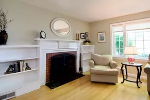 129 Chalmers St, Springfield, MA 01118 - Photo 8