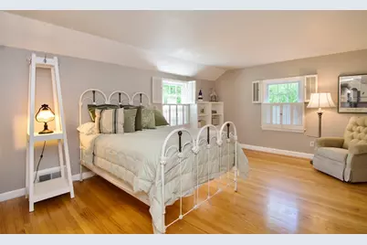 129 Chalmers St, Springfield, MA 01118 - Photo 24