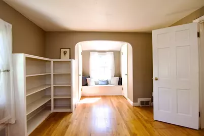 129 Chalmers St, Springfield, MA 01118 - Photo 34