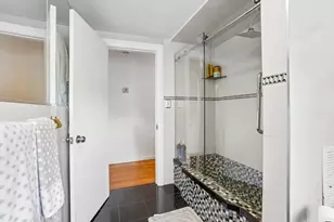259 Forest St, Medford, MA 02155 - Photo 18