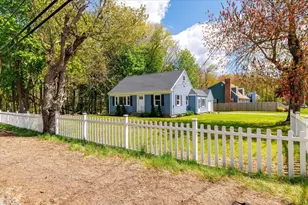 376 Pleasant St, Paxton, MA 01612 - Photo 1