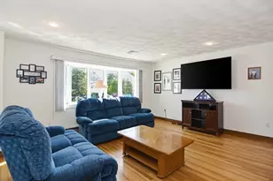 37 Cresthaven Dr, Burlington, MA 01803 - Photo 4