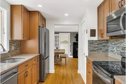 65 Florita Dr, Framingham, MA 01702 - Photo 6