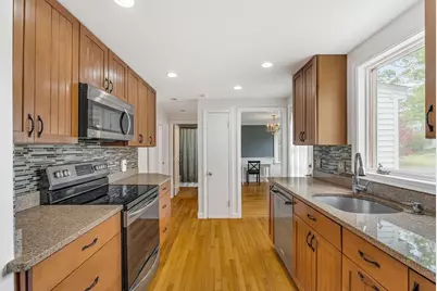 65 Florita Dr, Framingham, MA 01702 - Photo 8