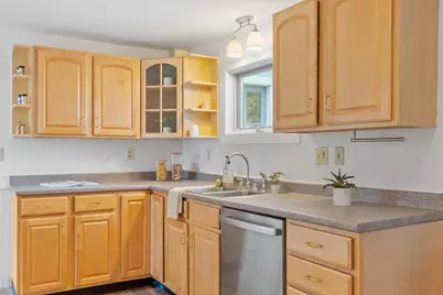 125 Lake Ellis Rd, Athol, MA 01331 - Photo 12