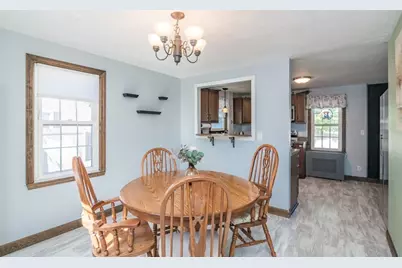 77 Lindbergh Blvd, Westfield, MA 01085 - Photo 10