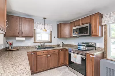 77 Lindbergh Blvd, Westfield, MA 01085 - Photo 6