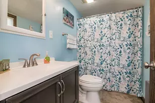 77 Lindbergh Blvd, Westfield, MA 01085 - Photo 20