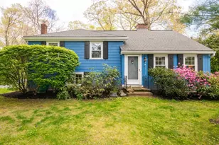 37 Colrain Rd, Topsfield, MA 01983 - Photo 2