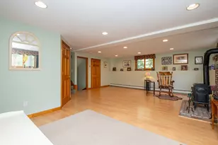 37 Colrain Rd, Topsfield, MA 01983 - Photo 10