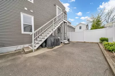 32 Fountain Ave #1, Somerville, MA 02145 - Photo 14