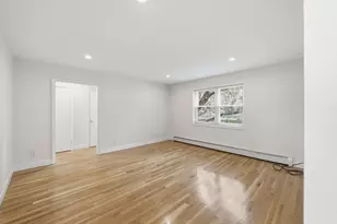 19 Alton Ct, Brookline, MA 02446 - Photo 10