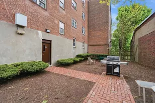 19 Alton Ct, Brookline, MA 02446 - Photo 20