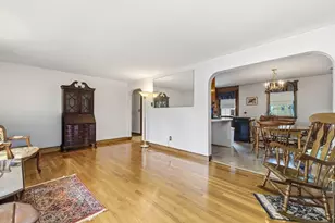 377 Summer St, Weymouth, MA 02188 - Photo 10