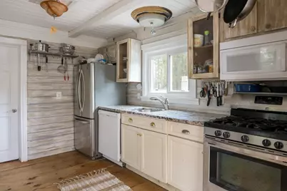 792 Mill St, Marion, MA 02738 - Photo 6