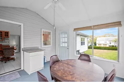 7 Nells Pond Rd, Lynn, MA 01904 - Photo 14