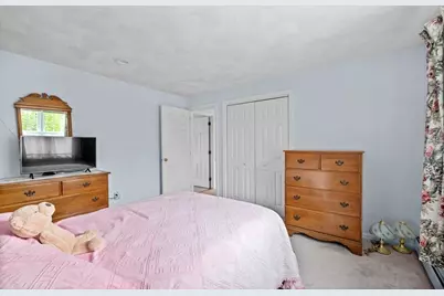 7 Nells Pond Rd, Lynn, MA 01904 - Photo 20