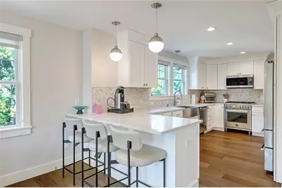 137 Rosebriar Avenue, South Kingstown, RI 02879 - Photo 14