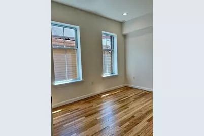 257 Pleasant St #8, Worcester, MA 01609 - Photo 6