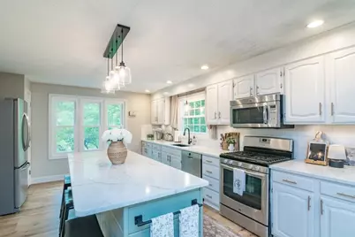 217 Pleasant St, East Longmeadow, MA 01028 - Photo 14
