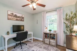 217 Pleasant St, East Longmeadow, MA 01028 - Photo 22