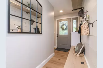 217 Pleasant St, East Longmeadow, MA 01028 - Photo 6