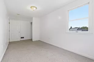 3 Spruce St, Stoneham, MA 02180 - Photo 24