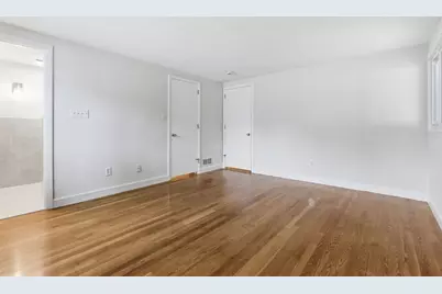 3 Spruce St, Stoneham, MA 02180 - Photo 8