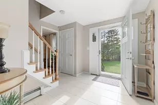 25 Towpath Dr, Wilmington, MA 01887 - Photo 4