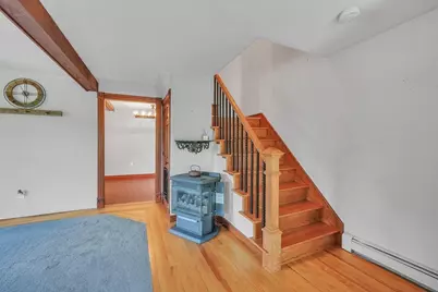 211 Mendon St, Hopedale, MA 01747 - Photo 10