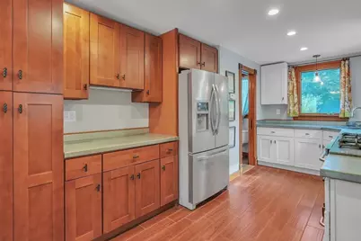 211 Mendon St, Hopedale, MA 01747 - Photo 4