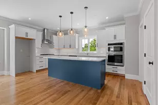 22 Pleasant, Mansfield, MA 02048 - Photo 4