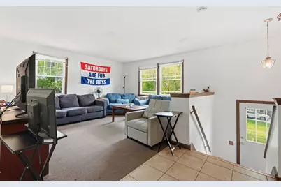 390 State St, Amherst, MA 01002 - Photo 8