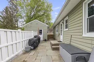 8 McKinley St, Adams, MA 01220 - Photo 38