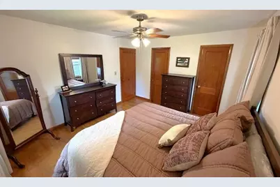 8 McKinley Street, Adams, MA 01220 - Photo 16