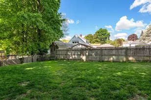 132 Dale St, Waltham, MA 02451 - Photo 20