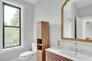 1485 Beacon St, Brookline, MA 02446 - Photo 8