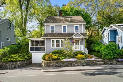 76 Elm St, Medford, MA 02155 - Photo 2