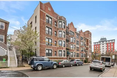 26 Commonwealth Ter #19, Boston, MA 02135 - Photo 1
