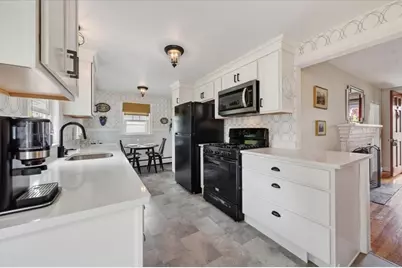 26 Coolidge Ave, Weymouth, MA 02188 - Photo 10