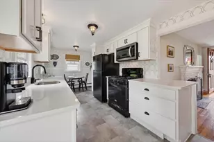 26 Coolidge Ave, Weymouth, MA 02188 - Photo 10