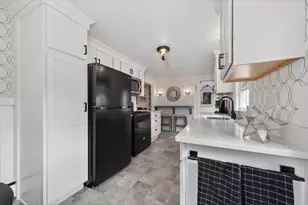 26 Coolidge Ave, Weymouth, MA 02188 - Photo 14