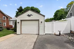 26 Coolidge Ave, Weymouth, MA 02188 - Photo 34