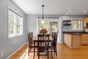 28 Vinal St, Hudson, MA 01749 - Photo 6