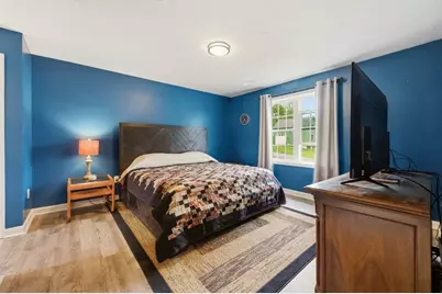 20 Crown St, Spencer, MA 01562 - Photo 16