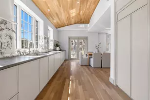 92 Sewall Ave, Brookline, MA 02446 - Photo 4